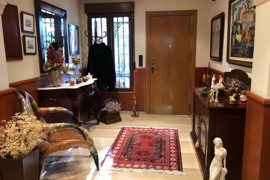 Casa En Granada Con Hermoso Jardin, Parking Calle エクステリア 写真