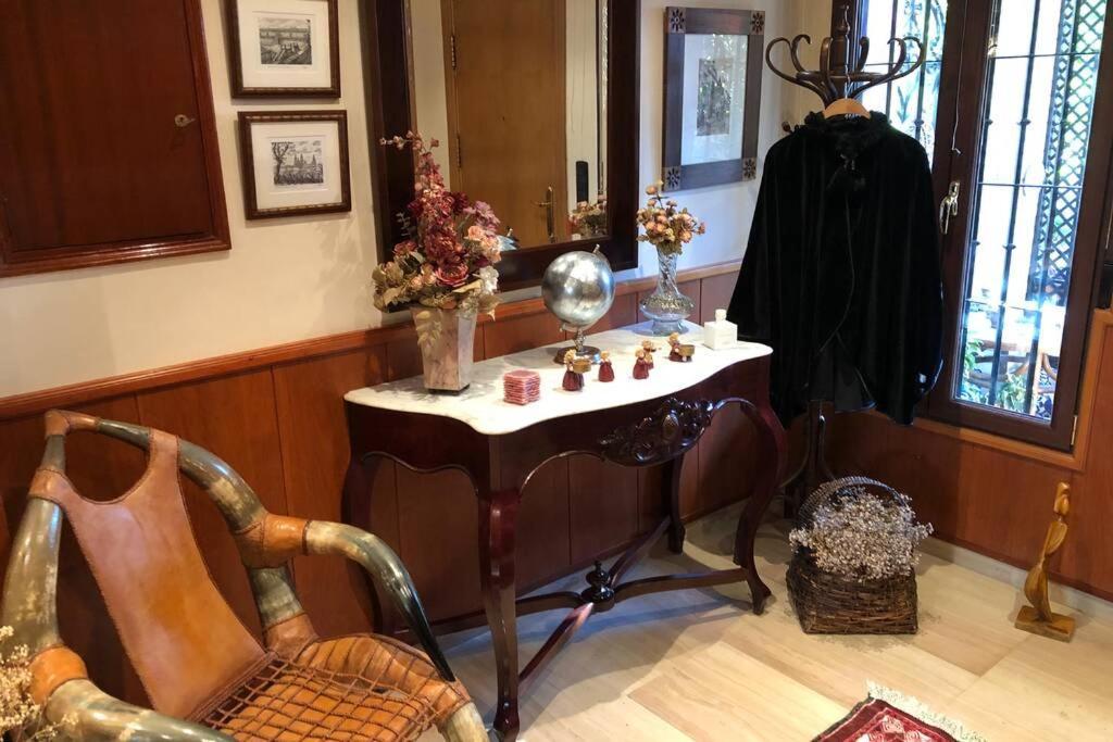 Casa En Granada Con Hermoso Jardin, Parking Calle エクステリア 写真